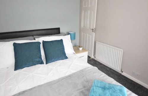 Stoke-on-Trent House | Townhouse @ 32 Penkhull New Road Stoke - Double