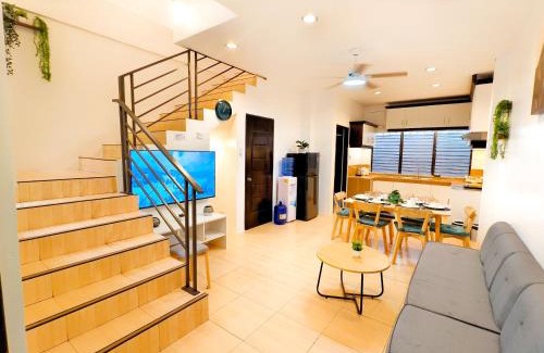 Lahug House | Townhouse 4BR in La Guardia near IT Park Cebu City