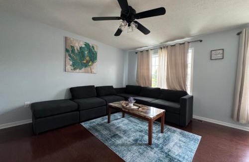 Bridgeport Apartment | Townhouse Bridgeport Close UHC,FBI,Bridge complex