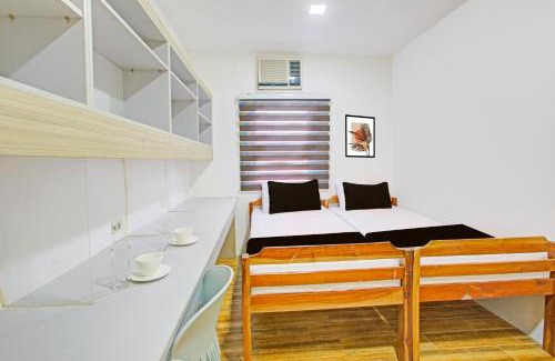 Sampaloc Hotel | Townhouse College Residences in University Belt, Metro Manila
