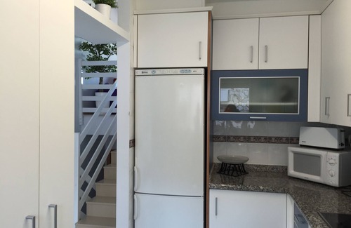 Peniscola House | Townhouse in estate with pool, wifi, sea views, 600 m from the Southern beach