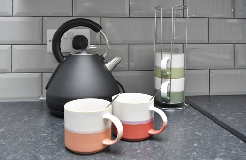 Crewe House | Townhouse @ Lawton Street Crewe - SUPERIOR DOUBLE WITH TV