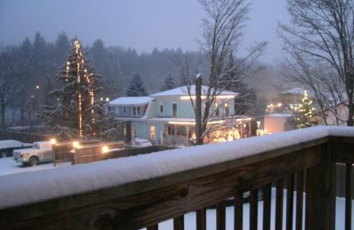 Windham Apartment | Townhouse W Private Deck & Mt View