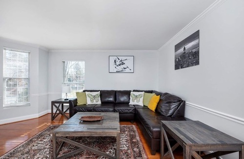 Stafford House | Townhouse with great value