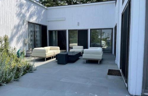 Montauk Apartment | Townhouses & Captain's Quarters