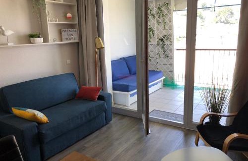 Treboul Apartment | Très bel appartement vue mer avec piscine