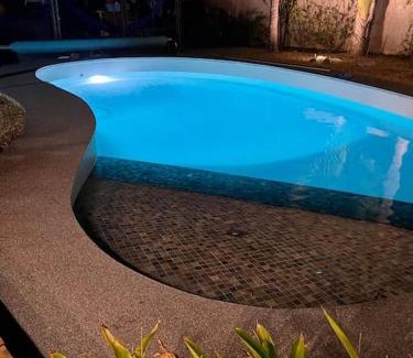 Etang Sale Les Bains Villa | Très belle villa,piscine chauffée, jacuzzi,hammam.