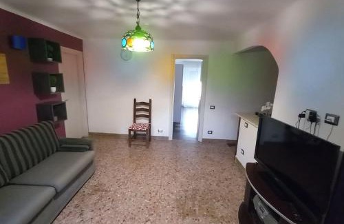 Tradate Apartment | Tradate centro -150mt dalla stazione Ferrovie Nord