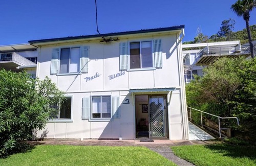 Elizabeth Beach House | Trade Winds - Enjoy the stunning views off Elizabeth Beach