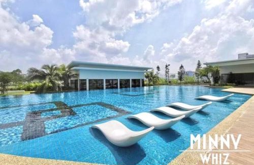 Kampung Bukit Dukong Apartment | Trader Garden Couple Suite High Floor #31