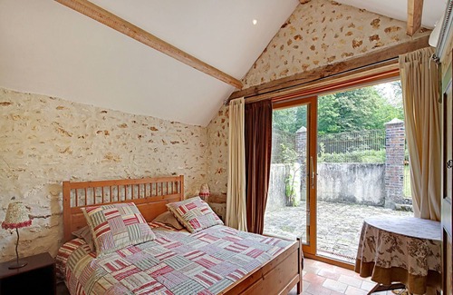 Raizeux House | Traditional Holiday Home in Raizeux with Terrace