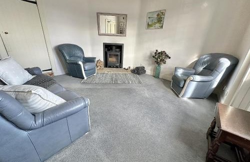 Inveraray House | Traditional Inveraray Cottage - Amazing Loch Views