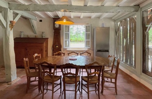 Vert House | Traditional Landes house on airial
