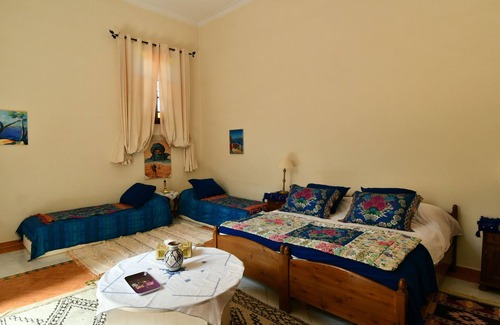 Meknes Medina Bed & Breakfast | Traditional riad with modern comfort 6/8 per in the heart of the medina.