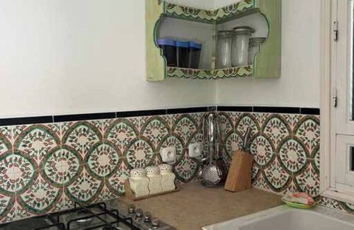 Borj Erras Apartment | Traditional Tunisian Suite House (by the Sea)