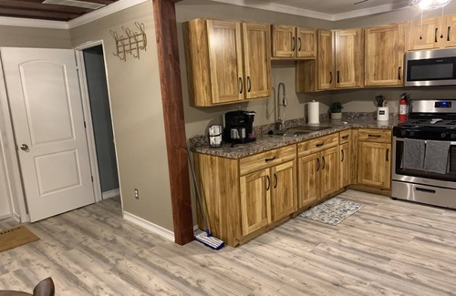 New Bethlehem Apartment | Trail-side Stay