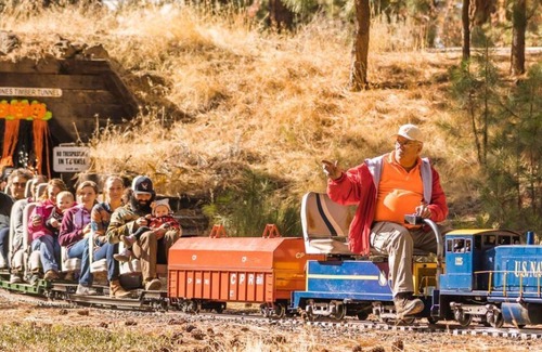 Chiloquin RV Rental | Train Track RV