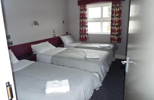 Tralee House | Tralee Holiday Lodge Guest Accommodation