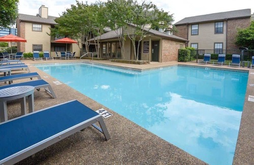 Far North Dallas Apartment | Tranquil 1BR King Suite w/Pool, Gym, Parking 03