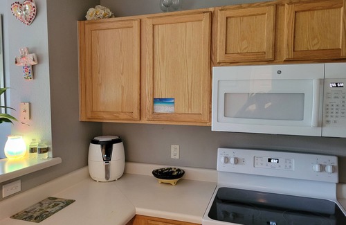 Ken Caryl Condo | Tranquil 2-bedroom at Red Rocks & Chatfield ~ Winter Wonderland