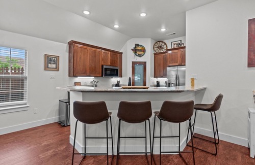 Fort Worth House | Tranquil 4-bedroom house with AC in Fort Worth