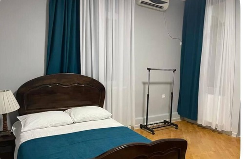 Batumi Bed & Breakfast | Tranquil bed & breakfast with AC in Zugdidi