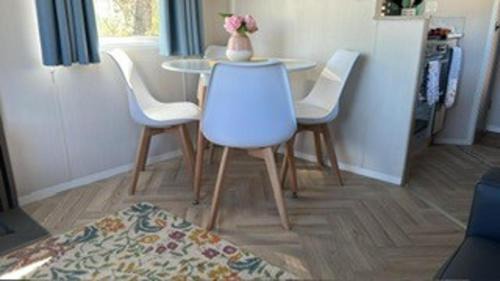Port Seton House | Tranquil Caravan Retreat by the Seaside PortSeton