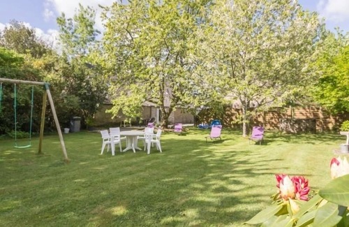 Herbignac Cottage | Tranquil Family Cottage in Brière Park with Garden & Play Area