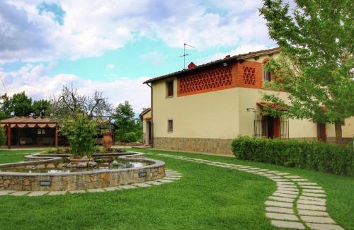Bucine House | Tranquil Farmhouse in Bucine