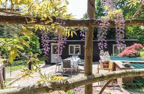 Graffham Ski Chalet | Tranquil home at Westerlands Farm (Sleeps 7) SDNP