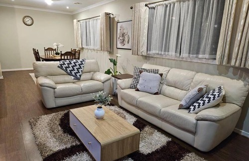 Point Cook Apartment | Tranquil home in Point Cook.