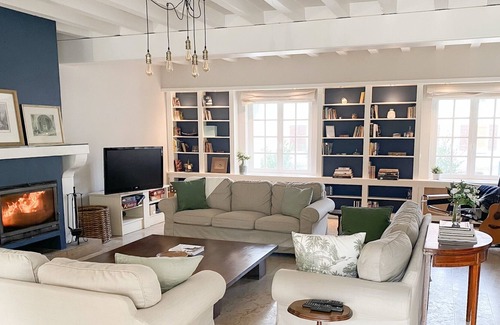 Herry House | Tranquil & luxurious 4BD + 3BA country house in the wine region of Sancerre