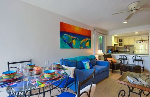 Zona Hotelera Norte Condo | Tranquil Oceanfront 1BR Condo, Northshore, Cozy place on the Caribbean.