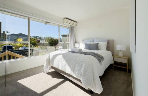 Red Beach House | Tranquil Retreat in Red Beach