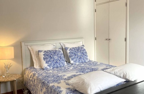 Alfarim Bed & Breakfast | Tranquil Retreat in Sesimbra with Private Entrance and Stunning Views