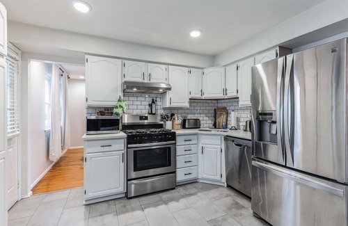 Cherry Hill House | Tranquil Retreat in Cherry Hill located near Philadelphia, PA