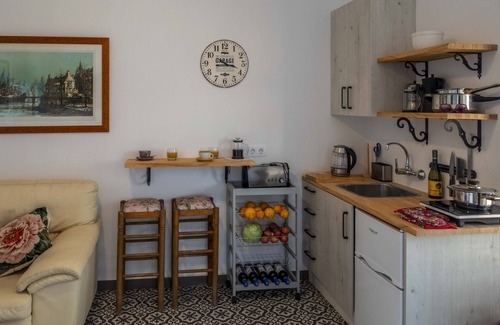 Vera Villa | Tranquil Rural Villa 3 beds 2 baths Private Pool, great views, close to the sea