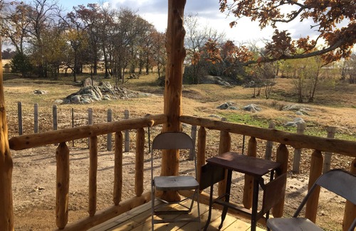 Tishomingo Cabin | Tranquil, secluded, rustic-chic B&B cabin close to Blue River. Central H&A