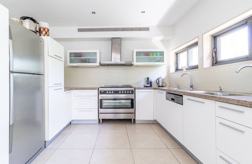 Katamon Apartment | Tranquil, spacious, comfortable, Best Location. Sleeps 6