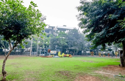 Sushant Lok Apartment | Tranquil Studio apartment
