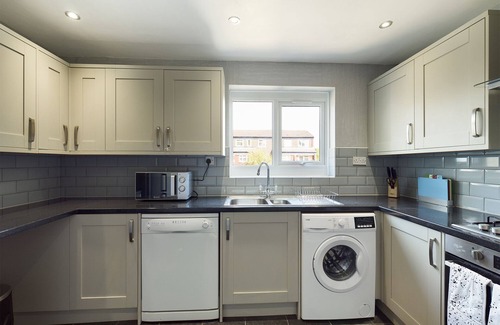 Telford House | Tranquil Telford Retreat - 3 Bedroom House