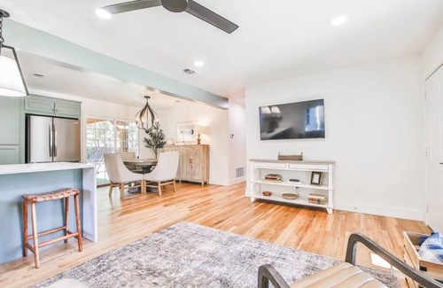 Tech Terrace House | Tranquil Terrace - 2BR 2BA - Walk to Tech