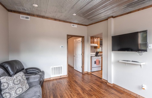 Steelville Cabin | Tranquil Two Bedroom home on 300 Acre Farm with Private River Access