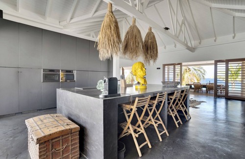 Playa Villa | Tranquil villa with private beach & pier on Something Special dive spot