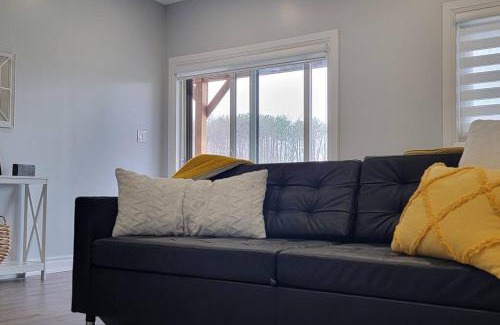 Innisfil Apartment | Tranquility Haven in Barrie