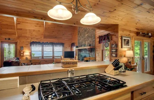 Whittier Cabin | Tranquility in the Smokies