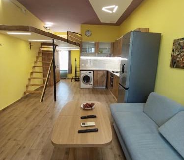 rayon Triaditsa Apartment | Tranquility Lodge with free parking!