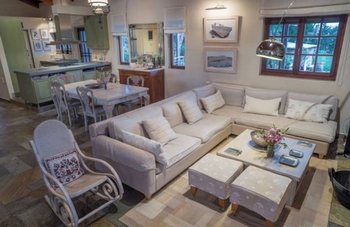 Katakolo House | Tranquility, privacy and relaxation