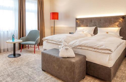 Froschhausen Hotel | Trans World Hotel Columbus