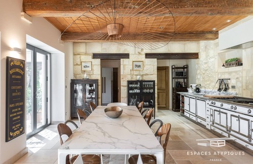 Fontvieille House | Trational and provencal farmhouse with heated pool and jacuzzi in Provence